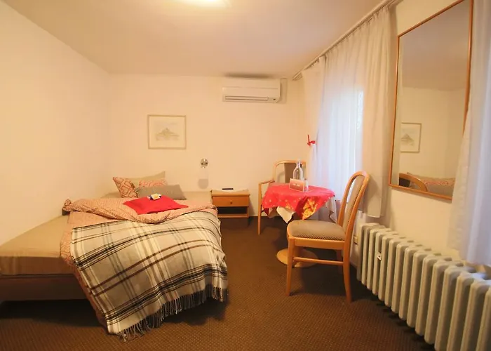 Barbarossa Garni Hotel 3*