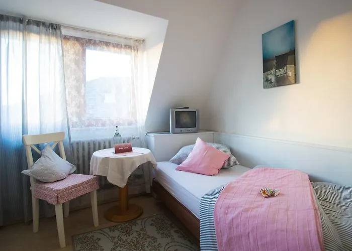 Barbarossa Garni Hotel 3*