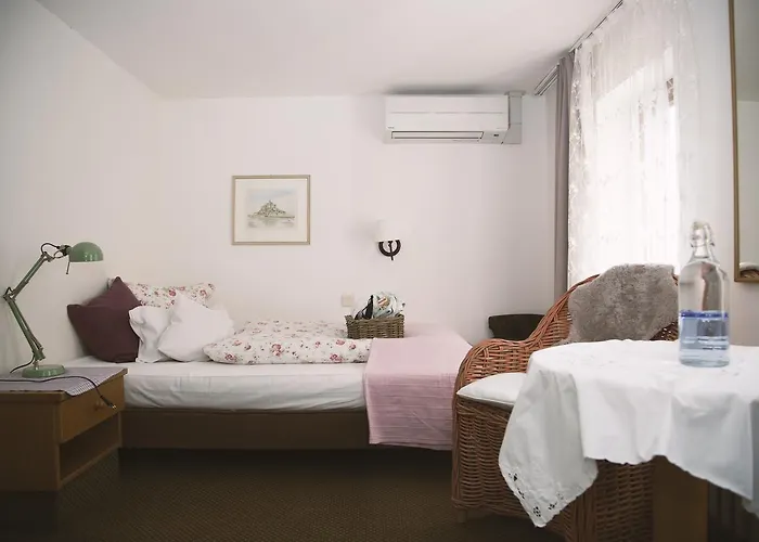 Hotel Barbarossa Garni Wurzburg